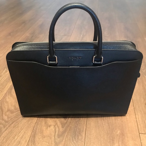 NEW🌟Host Pick!🌟 Coach Beckett Briefcase - Picture 3 of 8